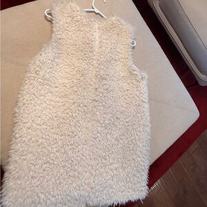 Cream Faux Fur  Long Vest By Kadence - Sz L